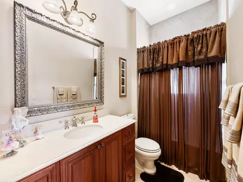 Bath - 8800 NW 68th Ct, Parkland, FL 33067 photo 2 of 8