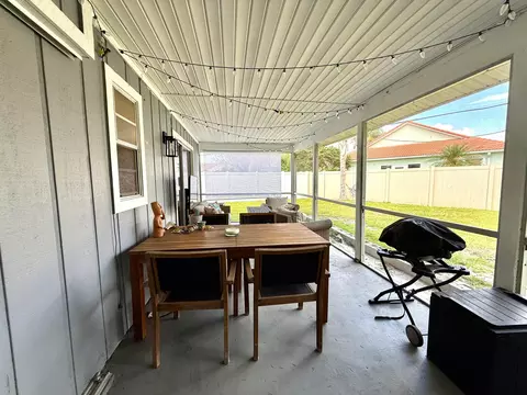 Exterior - 4441-4443 SE Village Rd, Stuart, FL 34997 photo 2 of 11