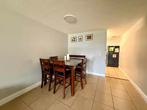 Dining - 4441-4443 SE Village Rd, Stuart, FL 34997 photo 3 of 3
