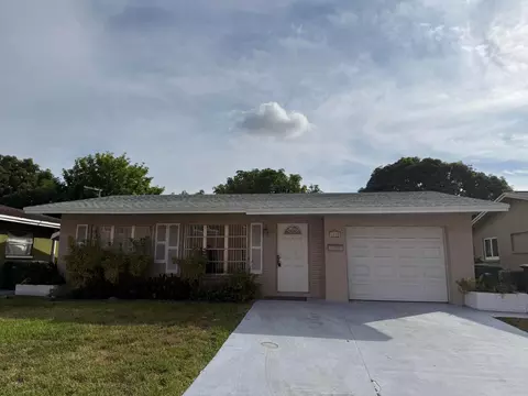 4810 NW 50th Ct, Tamarac, FL 33319