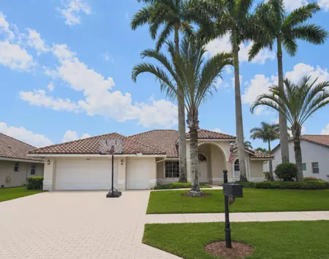 10481 Milburn Ln, Boca Raton, FL 33498