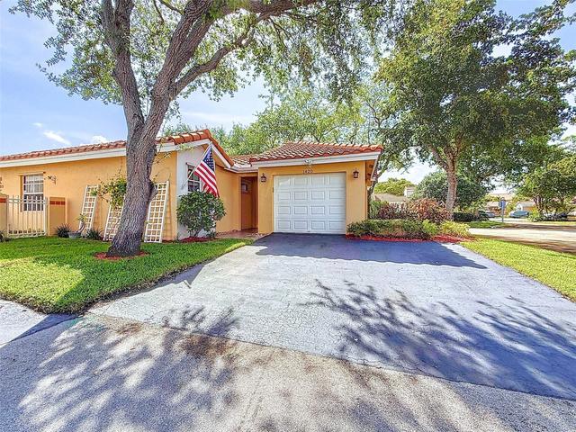 1420 Seagrape Cir, Weston, FL 33326