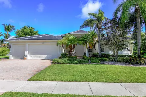 4676 Manderly Dr, Wellington, FL 33449