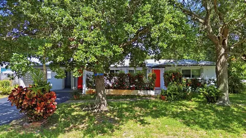 370 SW 13th St, Pompano Beach, FL 33060