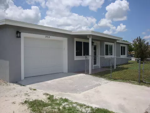 1914 Kudza Rd, West Palm Beach, FL 33415