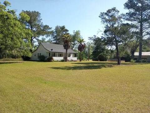 1900 Olive Ln, Bonifay, FL 32425