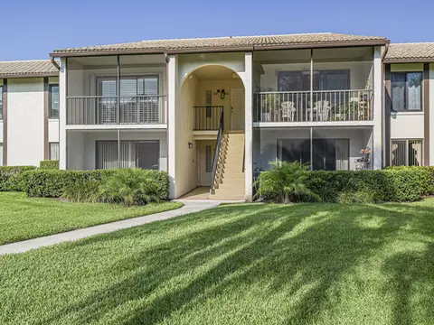 1605 SW Silver Pine Way, Palm City, FL 34990