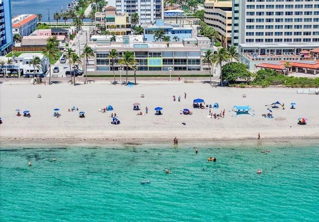 201 Van Buren St #205, Hollywood, FL 33019