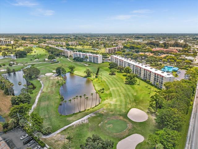 3959 Via Poinciana #104, Lake Worth, FL 33467
