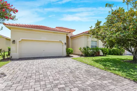 5544 Spanish River Rd, Fort Pierce, FL 34951