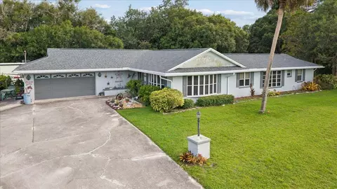 5803 Green Dolphin St, Fort Pierce, FL 34951