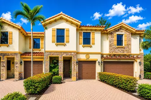 6977 Broadland Way, Coconut Creek, FL 33073
