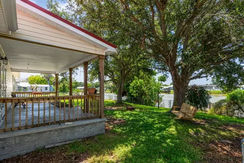 Exterior - 2546 SE 27th St, Okeechobee, FL 34974 photo 1 of 2