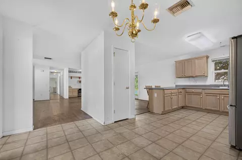 Entry Way - 2546 SE 27th St, Okeechobee, FL 34974 photo 1 of 2