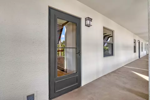 356 Golfview Rd #403, North Palm Beach, FL 33408