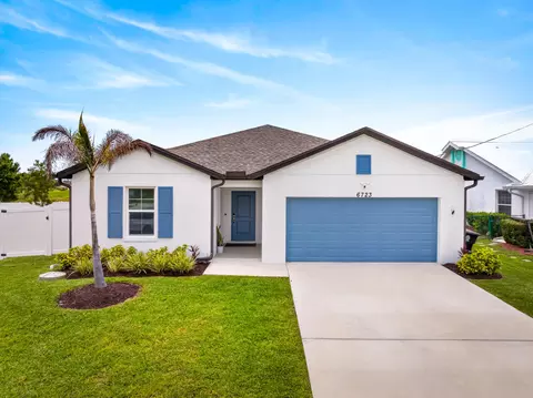 6723 NW Dorothy St, Port Saint Lucie, FL 34983