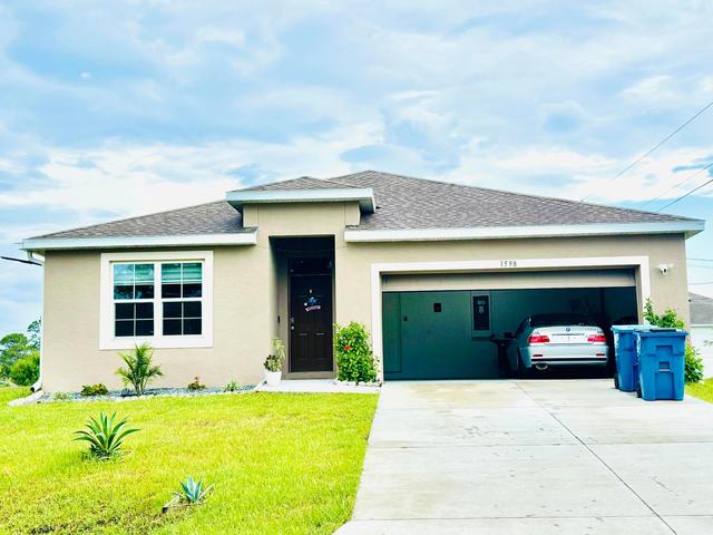 1598 Leeward Ave SE, Palm Bay, FL 32909
