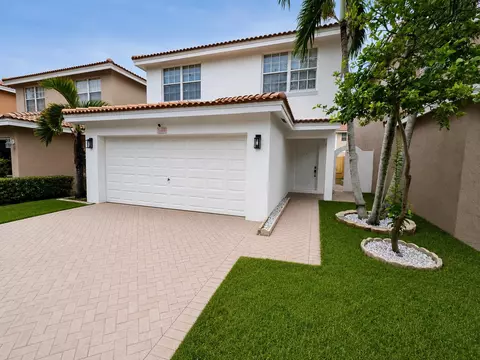 5466 NW 92nd Ave, Sunrise, FL 33351
