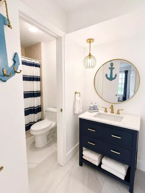 5570 Tamberlane Cir #329, Palm Beach Gardens, FL 33418