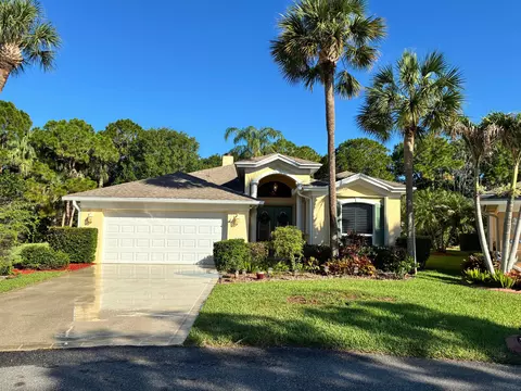 646 Venetto Ct, Port Saint Lucie, FL 34986