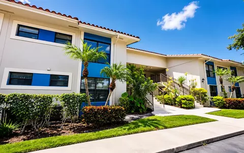 1541 Balfour Point Dr #D, West Palm Beach, FL 33411