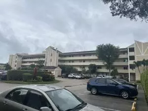 7286 Huntington Ln #303, Delray Beach, FL 33446