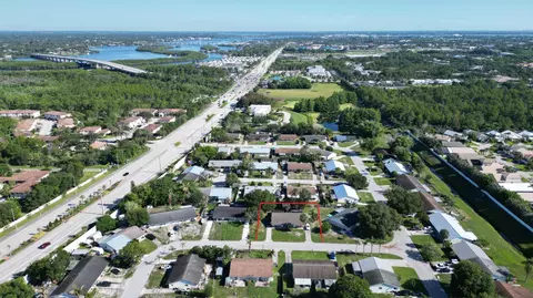 85 SE 95 Se Millwood Ter, Stuart, FL 34997 photo 4