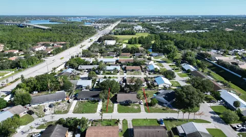 85 SE 95 Se Millwood Ter, Stuart, FL 34997 photo 2