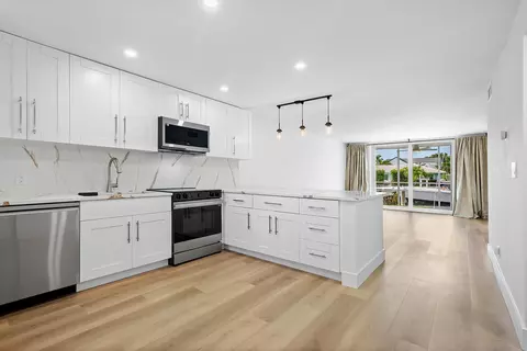 750 NE Spanish River Blvd #1090, Boca Raton, FL 33431
