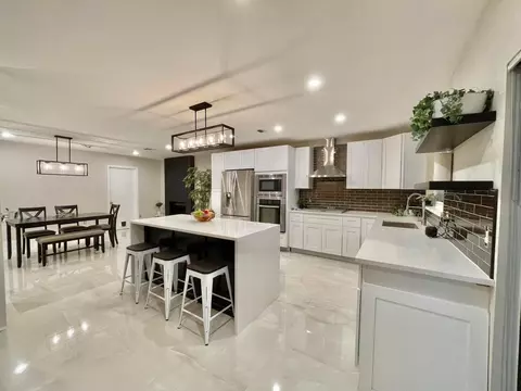 1799 Shower Tree Way, Wellington, FL 33414