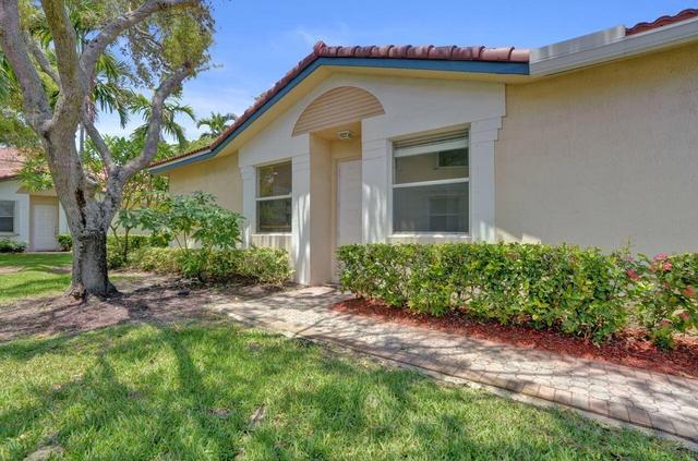 11646 NW 47th Dr, Coral Springs, FL 33076
