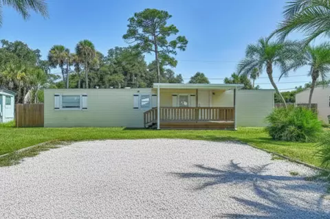 5204 Deanna Ln, Fort Pierce, FL 34946