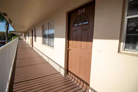 550 NW 77th Ave #204, Margate, FL 33063