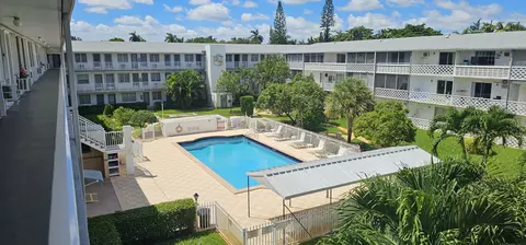 15610 NE 6th Ave #37B, Miami, FL 33162