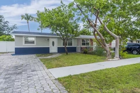 1523 SW 68th Way, North Lauderdale, FL 33068