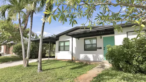 720 S 11th St, Lantana, FL 33462