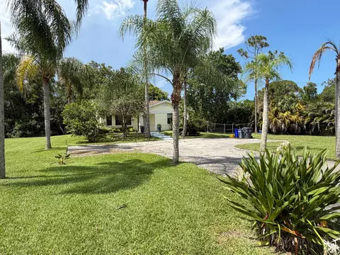 13835 49th St N, West Palm Beach, FL 33411