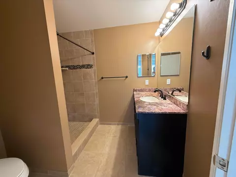 Bath - 6238 Riverwalk Ln #7, Jupiter, FL 33458 photo 3 of 4