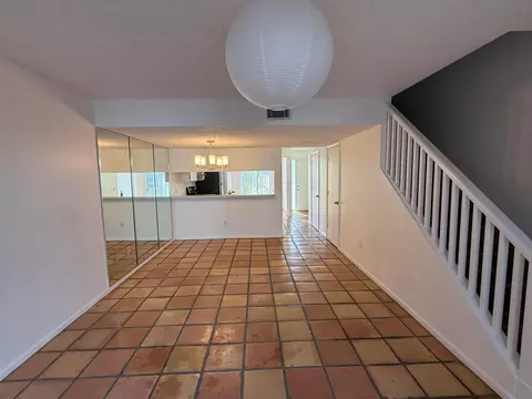 Living - 6238 Riverwalk Ln #7, Jupiter, FL 33458 photo 2 of 4