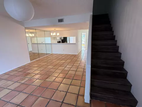 Living - 6238 Riverwalk Ln #7, Jupiter, FL 33458 photo 3 of 4