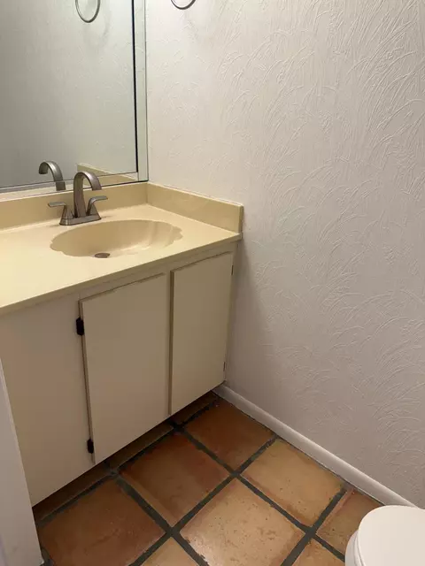 Bath - 6238 Riverwalk Ln #7, Jupiter, FL 33458 photo 1 of 4