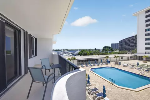 1208 Marine Way #205, North Palm Beach, FL 33408