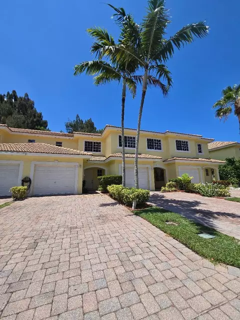 921 Imperial Lake Rd, West Palm Beach, FL 33413