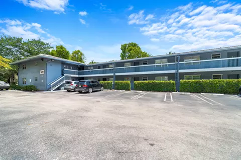 8968 W Sample Rd #101, Coral Springs, FL 33065