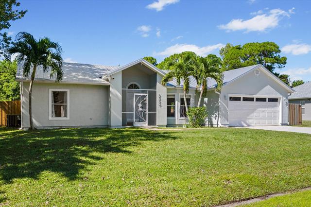 2230 SE Dill Ln, Port Saint Lucie, FL 34952