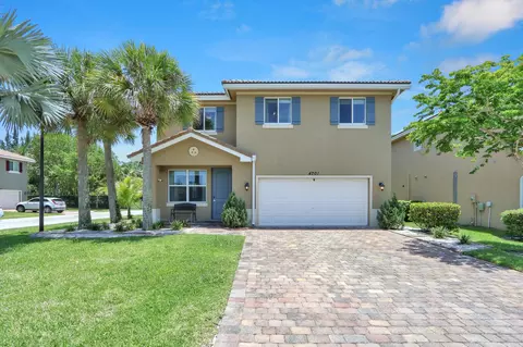 4701 Foxtail Palm Ct, Greenacres, FL 33463