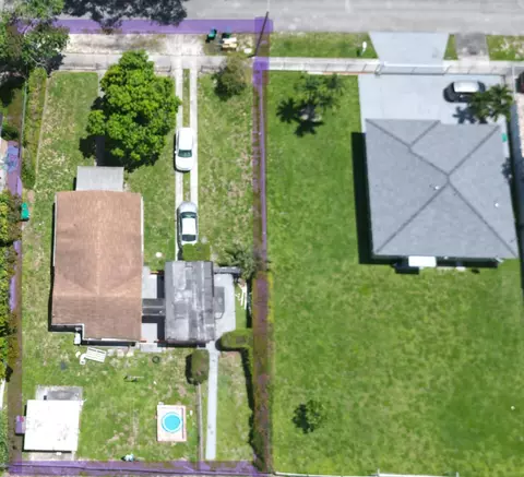 2467 NW 90th St, Miami, FL 33147