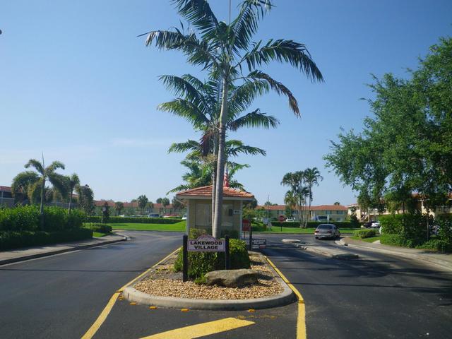 803 Twin Lks #803, Coral Springs, FL 33071