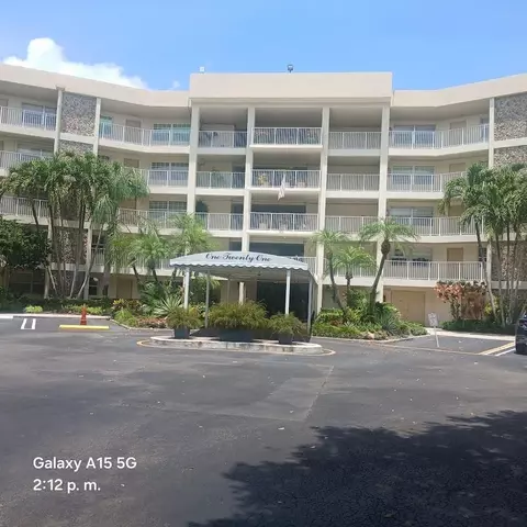 800 Cypress Grove Dr UNIT 312, Pompano Beach, FL 33069