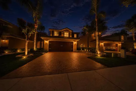 11436 Blue Violet Ln, Royal Palm Beach, FL 33411
